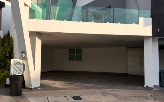 RESIDENCIAL BANUS 360, PRIVADA CORUÑA, EN LA ISLA MUSALA.