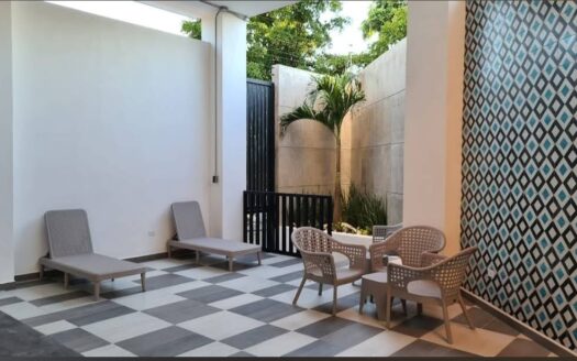 DEPARTAMENTO EN RENTA AMUEBLADO EN UNIQUS.